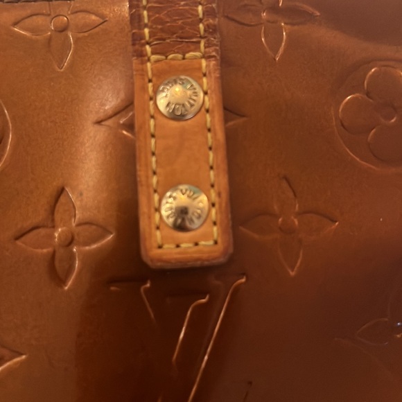 Louis Vutton LV Logo Patent Vernis Mini tote 10βx 7βx4β - Picture 7 of 15